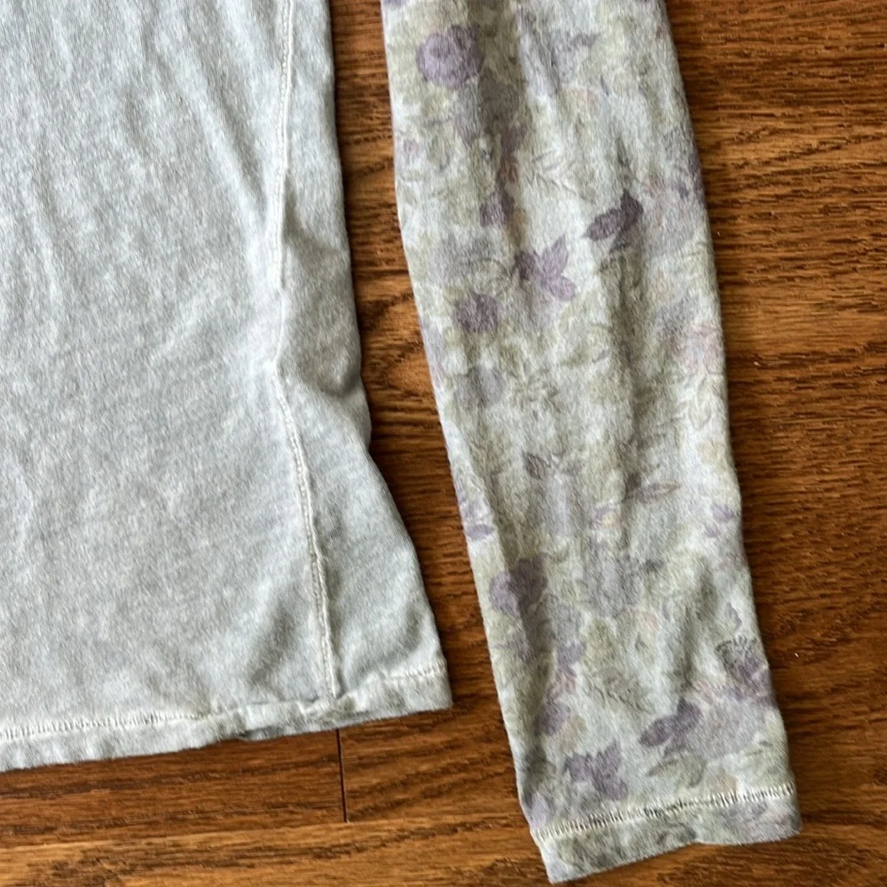 Lucky Brand Vintage Blue Henley. - Picture 4 of 7